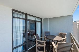 Grande Cayman 3BR Ocean Views & Resort Perks