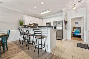Lakeview Luxury Magnolia Pointe 3BR Pet-Friendly Pools