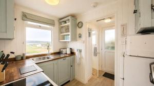 F71 Elova, Riviere Towans