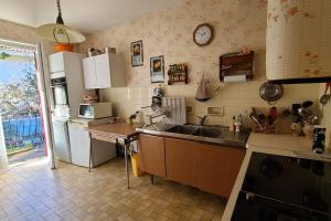 Large 4-bedroom family home