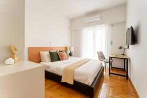 New Secret 2BR in Athens coolest neighborhood