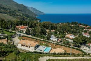Villa Lidia con piscina privata
