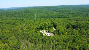 Karaoke Lodge in Madawaska, Big Group-Friendly