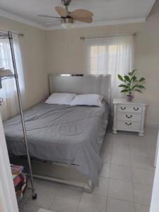 Refuge with spectacular sunset in Cerro Azul