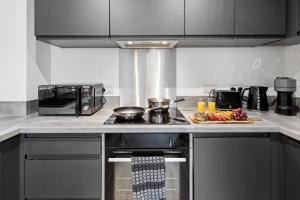 Modern 2BR Apt Liverpool-8 Min Walk to City Centre