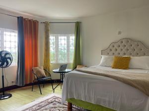 Bright Bay Garden Suite