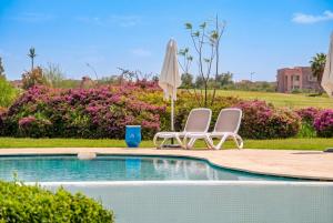 3BR Prestigia | Pool | Parking | 12min Centre