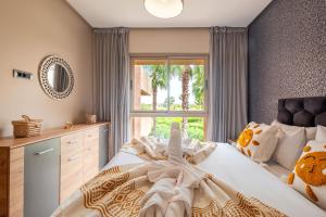 3BR Prestigia | Pool | Parking | 12min Centre