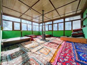 Solriddim Cafe & Stays
