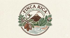 Finca Rica Organic Cacao Farm Volcano View and Pool