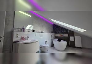 Designer-Apartment mit Spa-Badewanne nähe Nürnberg