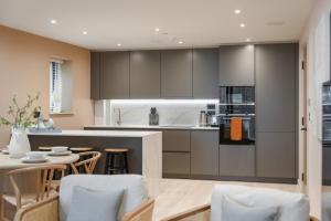 Hidden 16- Garden Apartment