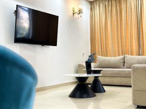 Luxury apartment Malabata, 2min from station & sea