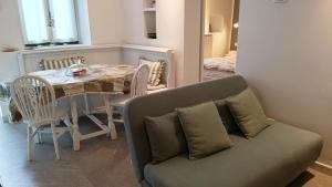 Casa al Lago, Tapigliano, Nebbiuno, cozy apartment