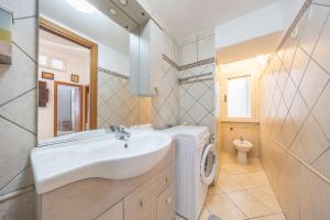 Piazza Pia Suites