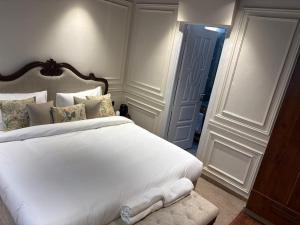 PLumeria Hotel