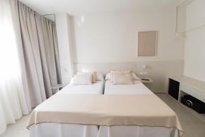 Hotel Roca Plana
