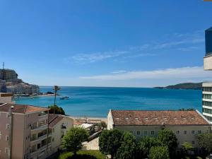 Beachfront Rafailovici - Budva