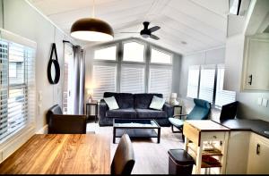 Sherkston Shores Sunset Cottage 1 Min Beach