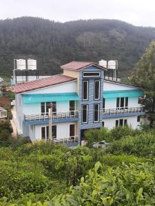 S M HOMESTAY 2 BHK Villas Ooty