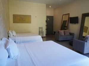 Cardedeu Hotel Lago de Coatepeque