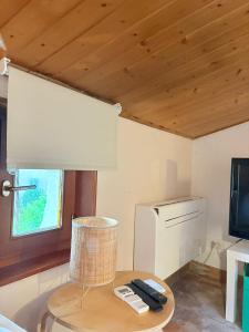 SMALL FLAT IN CENTER QUIET UNDER THE ROOF