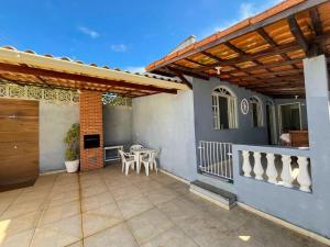Casa Temporada na Praia do Morro em Guarapari - churrasqueira e até 10 pessoas