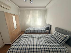 SA Apartments! 2BD Flat 150m to the Beach