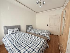 SA Apartments! 2BD Flat 150m to the Beach