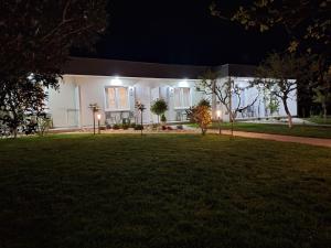 Lihnid Apartments