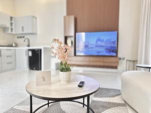 Elegant 2BR Apartment NZL288