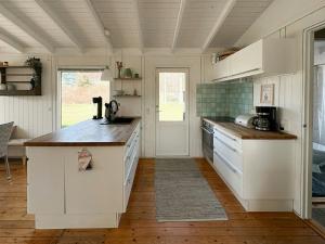 Cozy Summer House At Odden