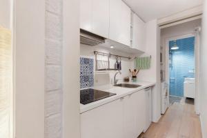 Cozy Vatican Apartment