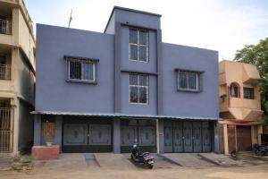 Cozy Cove 3BHK