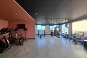 Metrô na porta e Piscina - Até 4 pessoas - Centro