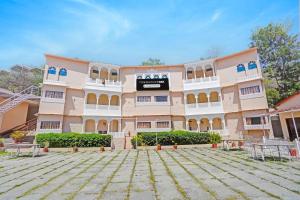 Townhouse Oak Kumbhalgarh Forest View Formerly Kumbhal Castle
