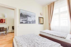 Apartment Halkova 5 near Wenceslas Square