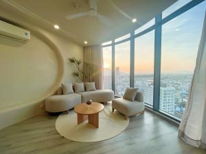 Calm mountain Horizon View Suites