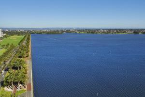 Doubletree By Hilton Perth Waterfront