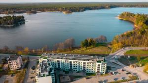 Apartament Bassotto nad jeziorem Białym