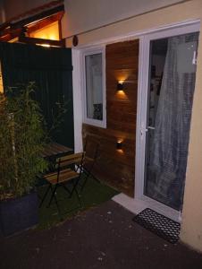 Escale Tropicale avec Salle de bain et Terrasse privée - 10 min dOrly