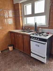 Departamento para 5 personas en pleno centro con garage fijo