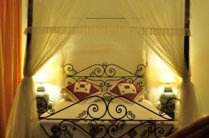 Suite Saffarine room in Riad Sara