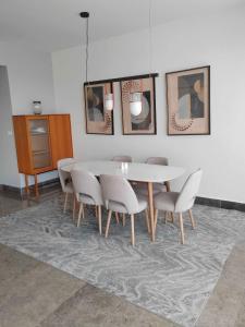40H YOO Apto Hermoso Vista a la Ciudad 1Br