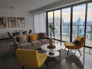 40H YOO Apto Hermoso Vista a la Ciudad 1Br