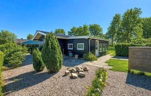 2 Bedroom Nice Home In Sydals