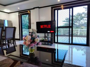 Kinghorn Garden House Resort
