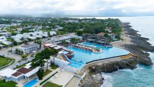 Luxury 2BR Villa in Ocean Village by Santa Fe