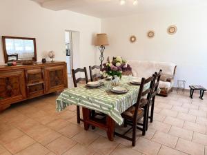 Gîte de plain-pied avec parking, animaux OK - 4 pers. - FR-1-491-481