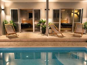 Shiraho Breeze Poolside Villa